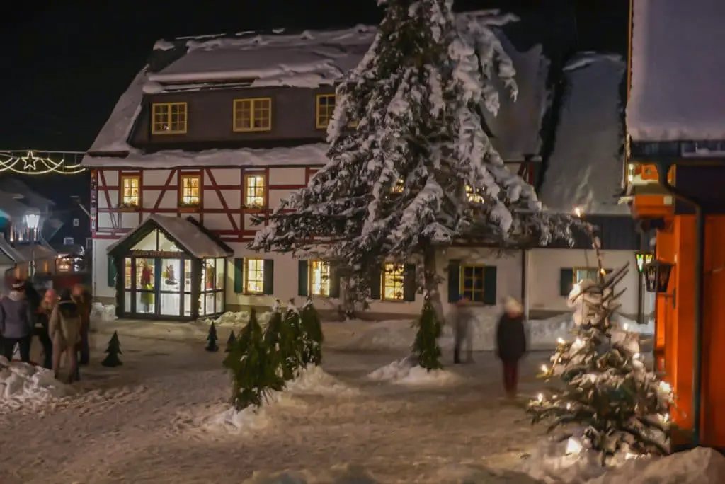 christmas-in-seiffen-erzgebirge-germany