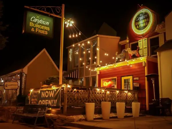 carrytown burgers and fries at night
